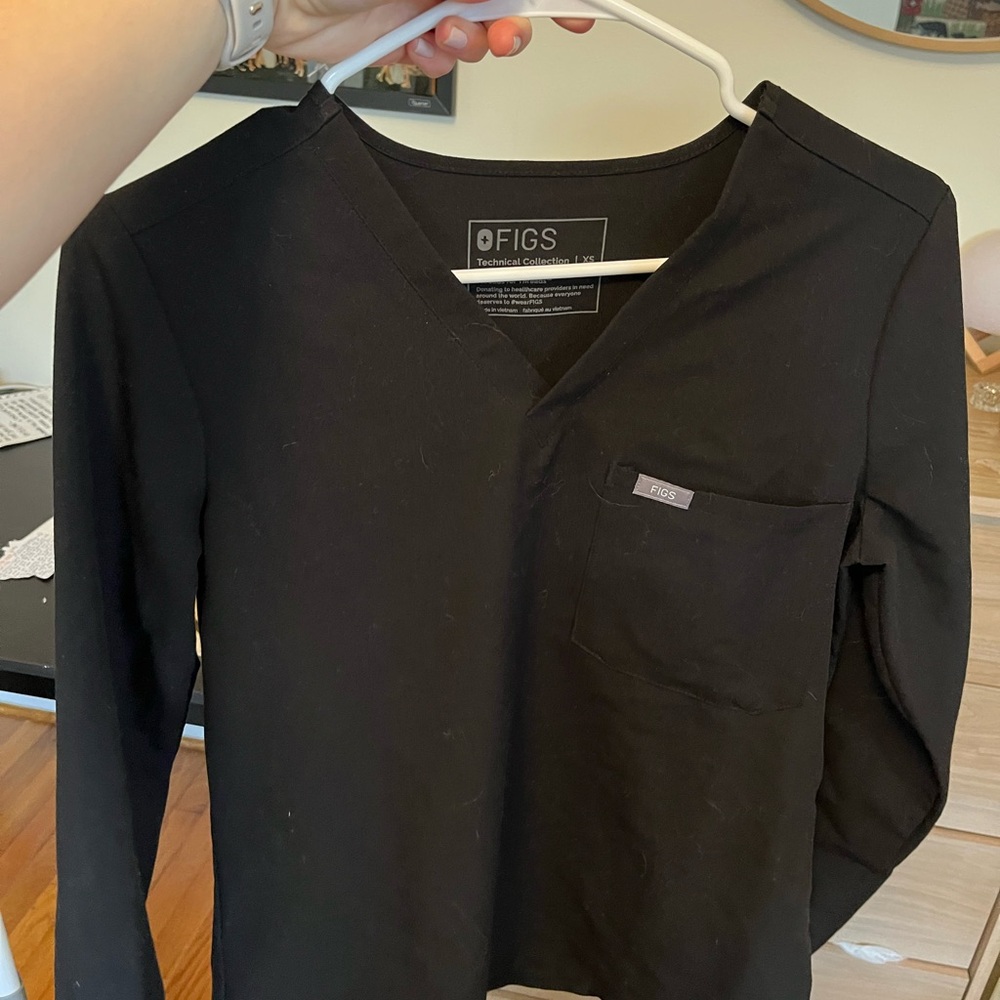 Figs Black Technical Collection Long Sleeve Scrub Top